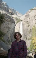 Vincent Waterfall Yosemite \ // 2773x4437 // 1.6MB